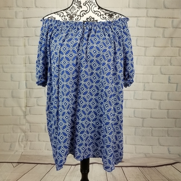 Croft & Barrow short sleeve geo print size 1x top - Picture 1 of 8